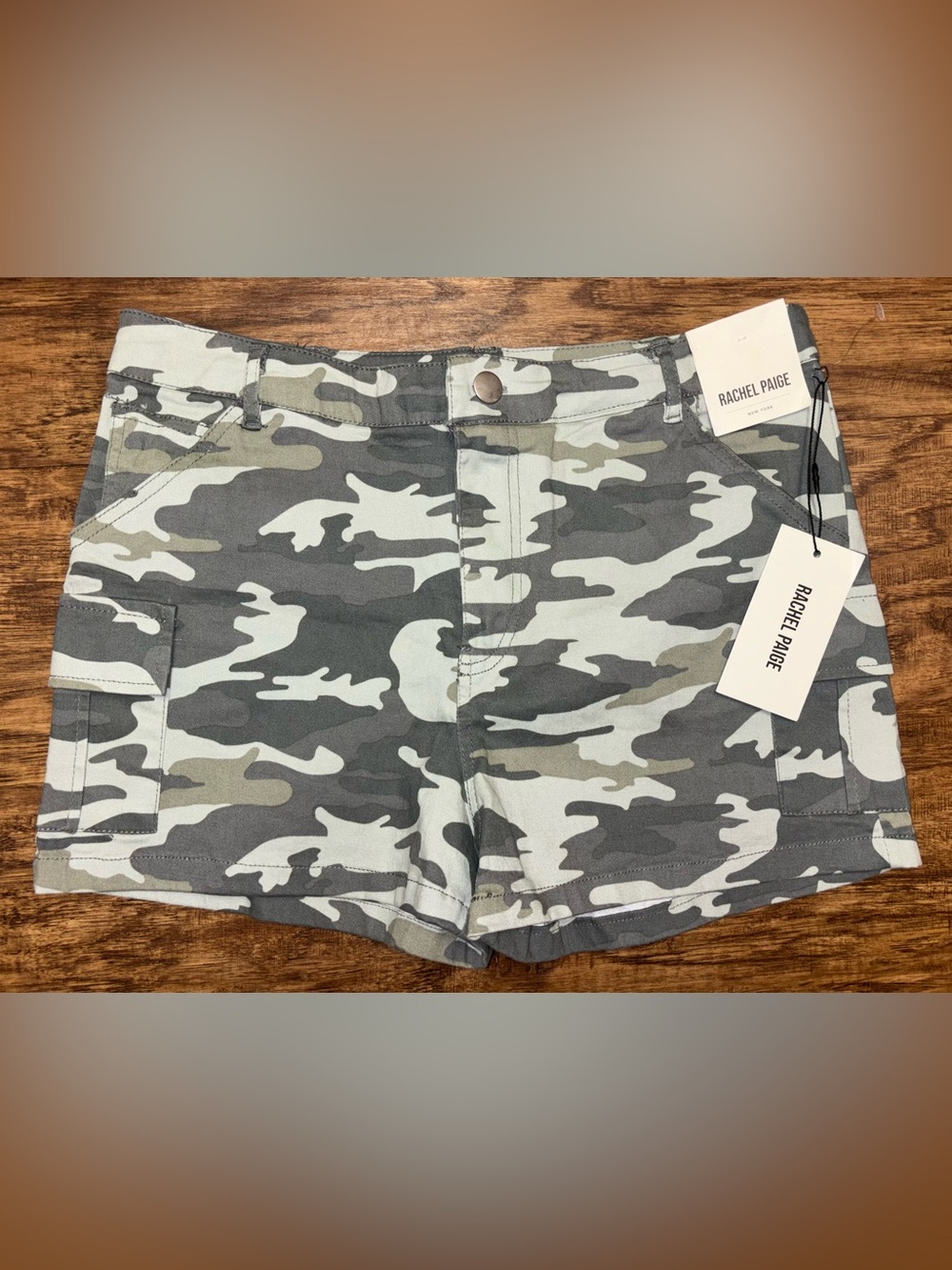 Rachel Paige High Rise Shorts Size Medium NWT